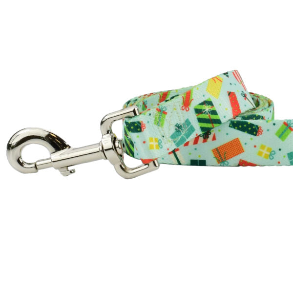 Presents Galore Dog Leash – EarthStyle 2 Hounds Design