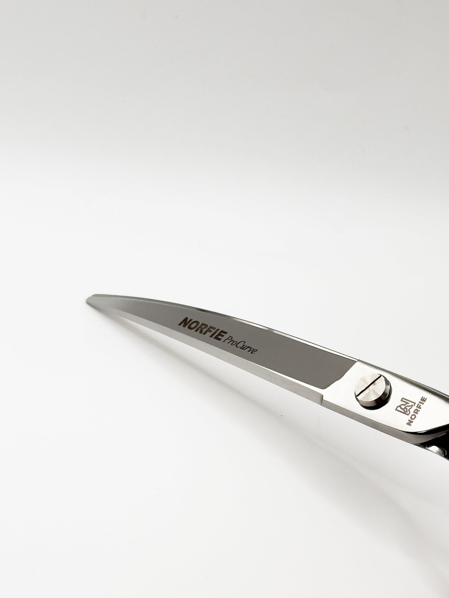 Norfie ProCurve 7.5” Curved VG10 Grooming Shear Norfie