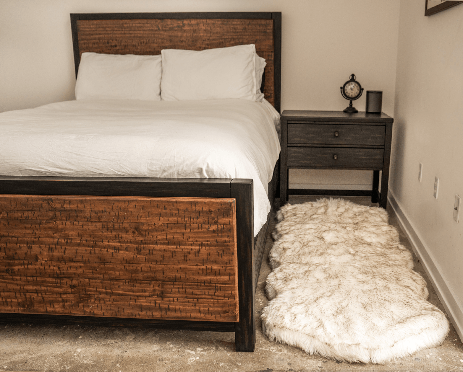 PupRug® Runner Faux Fur Memory Foam Dog Bed - Curve White with Brown Accents Dog Beds Paw