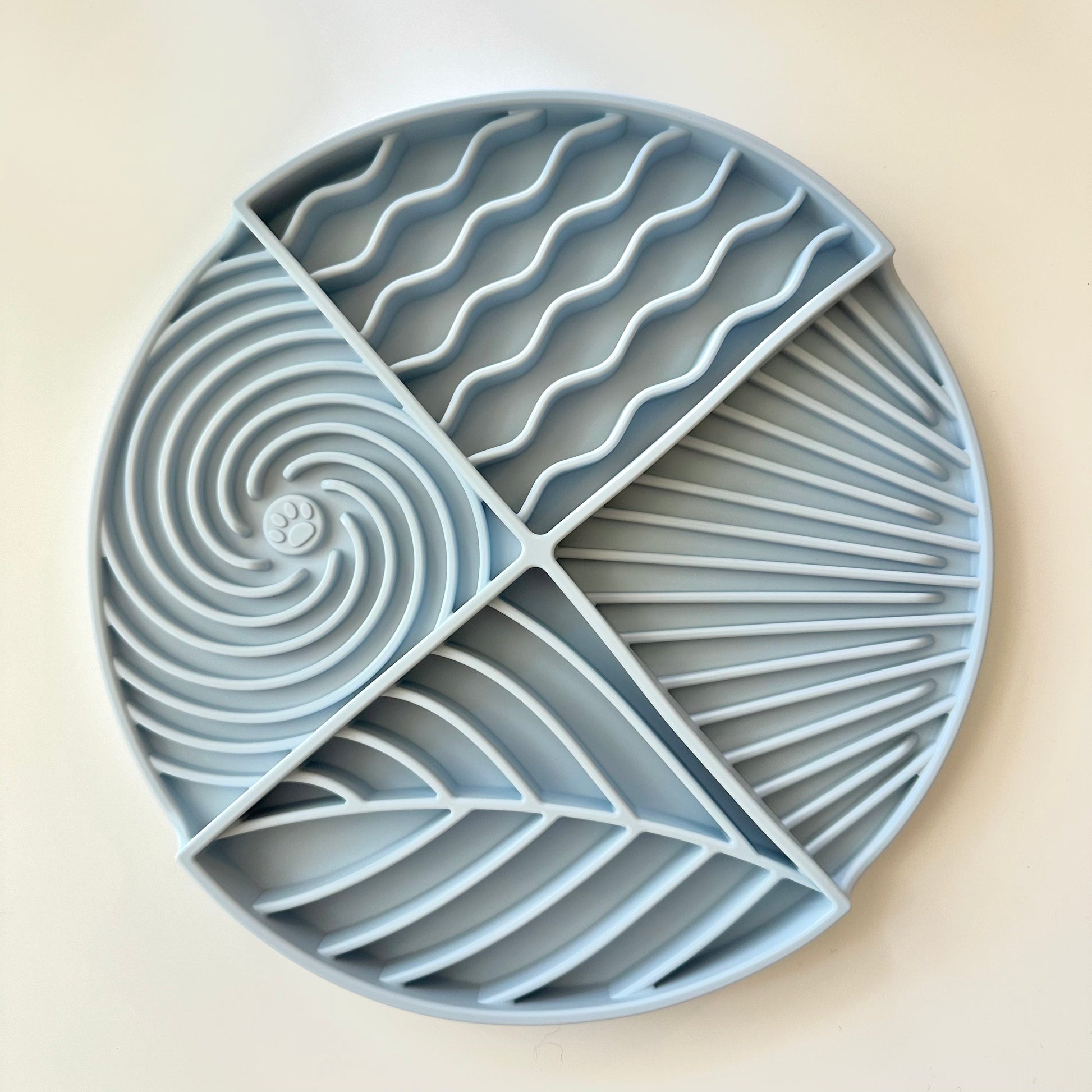 Lick Mat Circle Baby Blue Lick Mat FURLOU