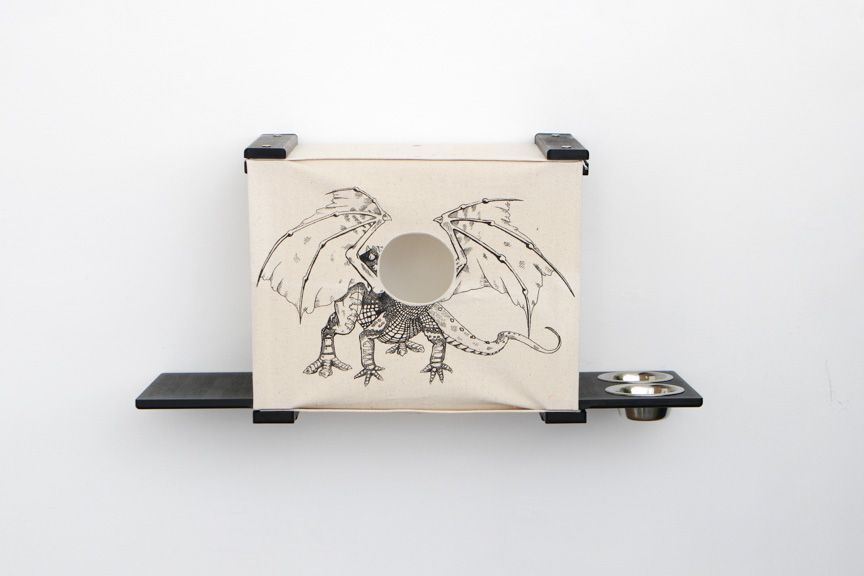 Deluxe Cat Cubby Bed Onyx Bamboo Baby Dragon Feeder Catastrophic Creations