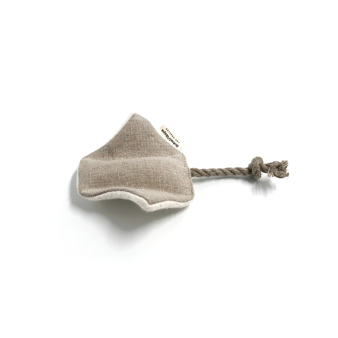 Boba & Vespa Stingray Cat Toy in Cotton with Buckwheat for Crinkles and Organic Catnip Cat Kickers The Kind Pet