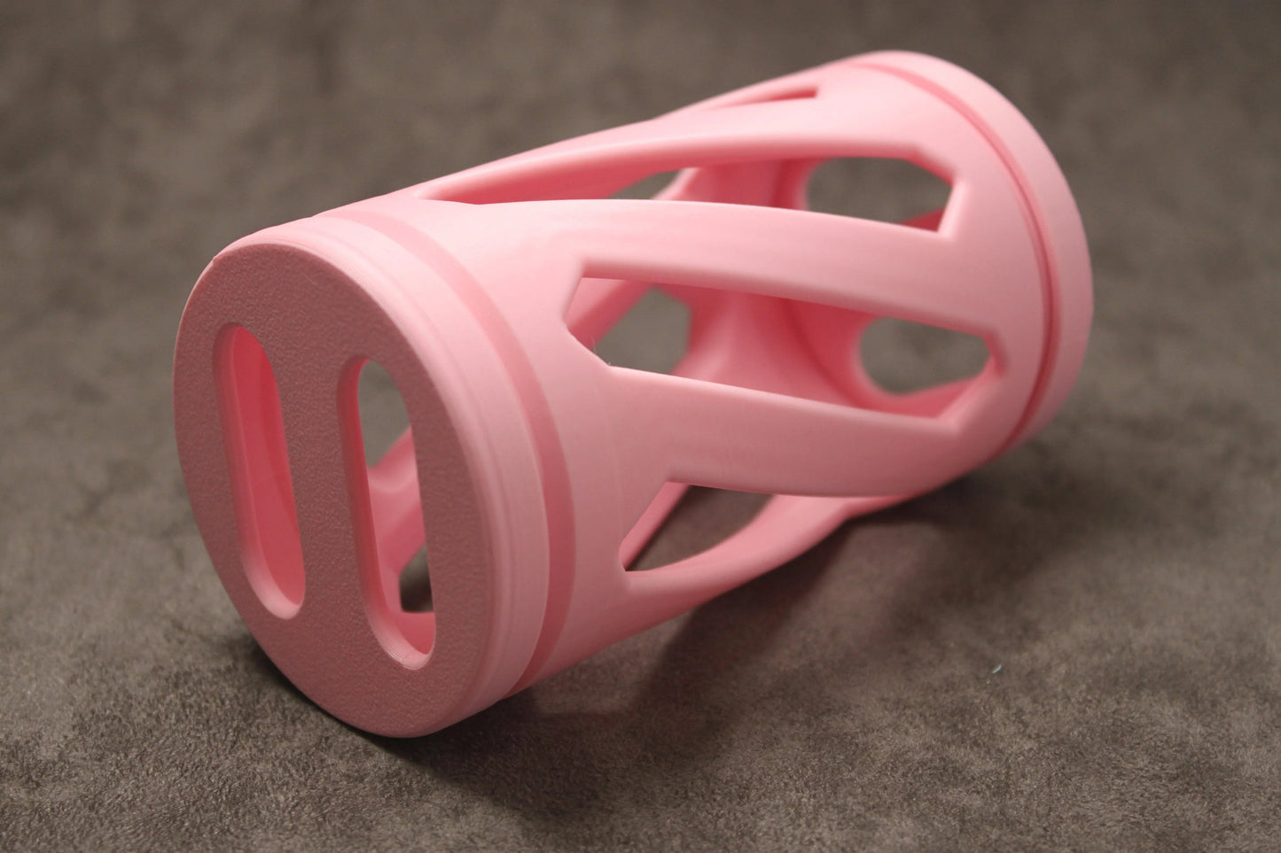 Hay Roller Cotton Candy Edition Bubblegum Pink Bubblegum Pink Pet Rabbit Toy Bunny Business