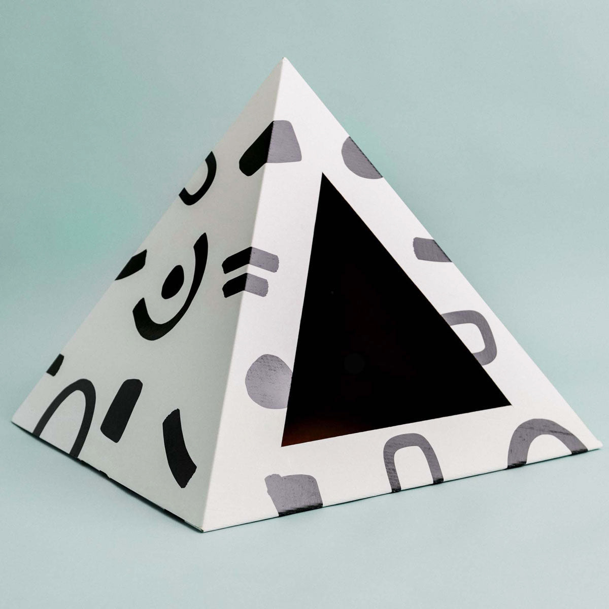 'Doodle' Cardboard Cat Pyramid KittyKardboard