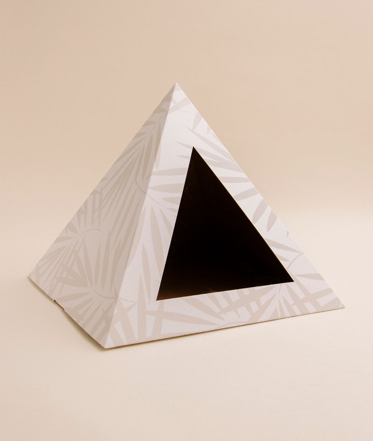 'Neutral Palm' Cardboard Cat Pyramid KittyKardboard