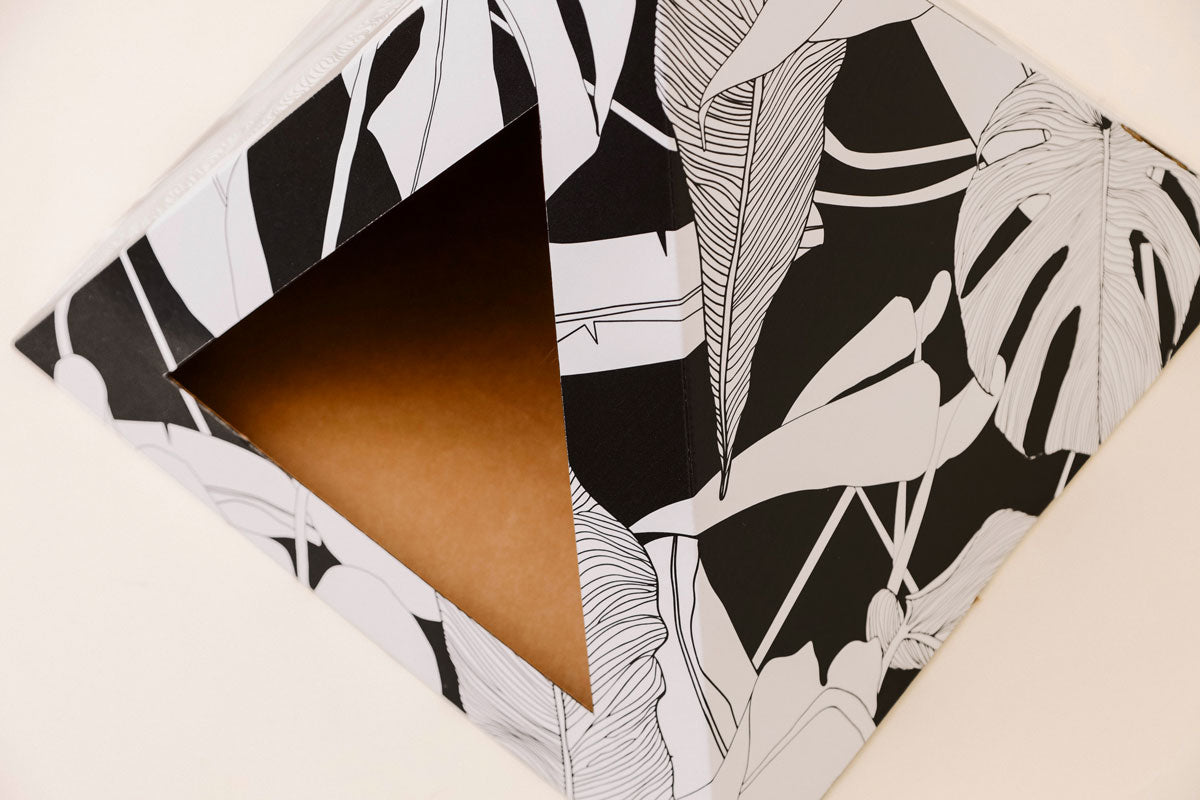 'Dark Paradise' Cardboard Cat Pyramid KittyKardboard