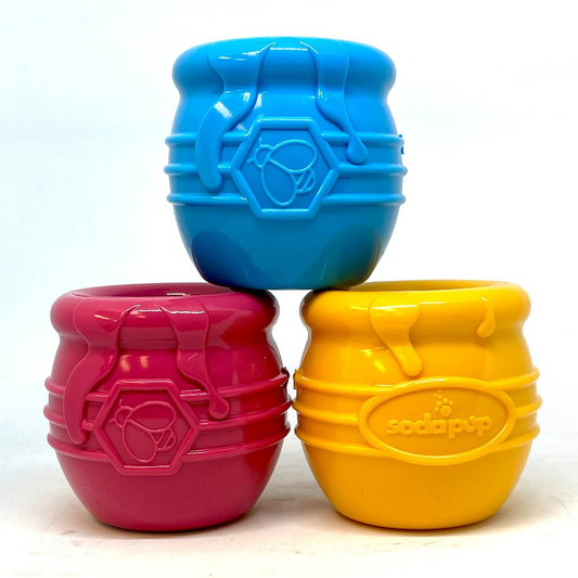 SodaPup Honey Pot - Dispensador de golosinas de goma duradera y juguete de enriquecimiento