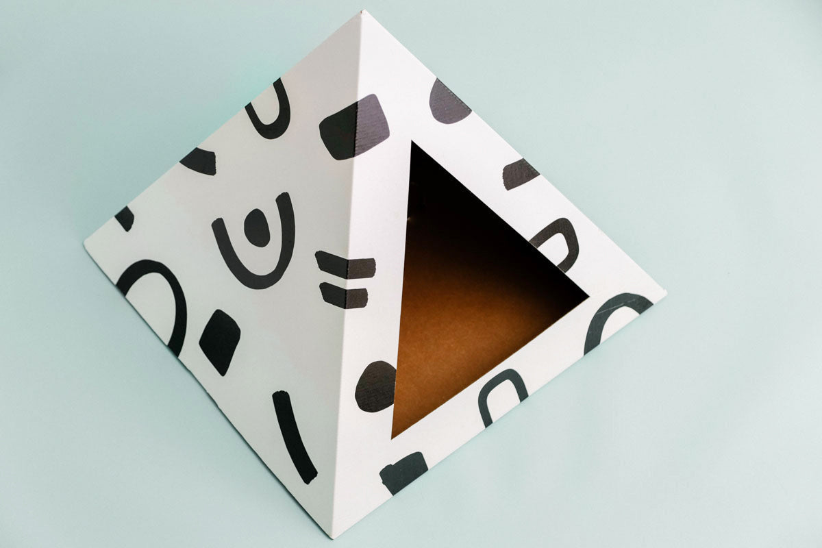 'Doodle' Cardboard Cat Pyramid KittyKardboard