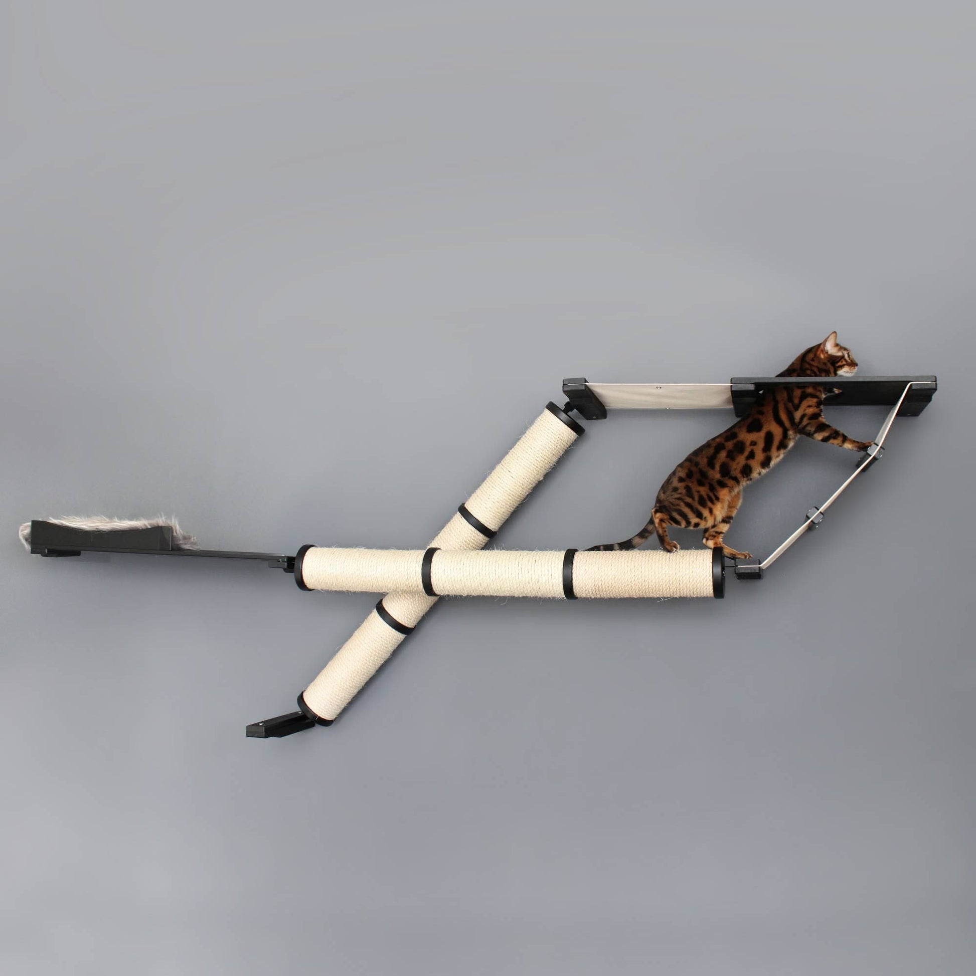 The Plateau - Horizontal Cat Scratcher Bed Set Onyx Bamboo Natural Canvas Cat Scratcher Catastrophic Creations